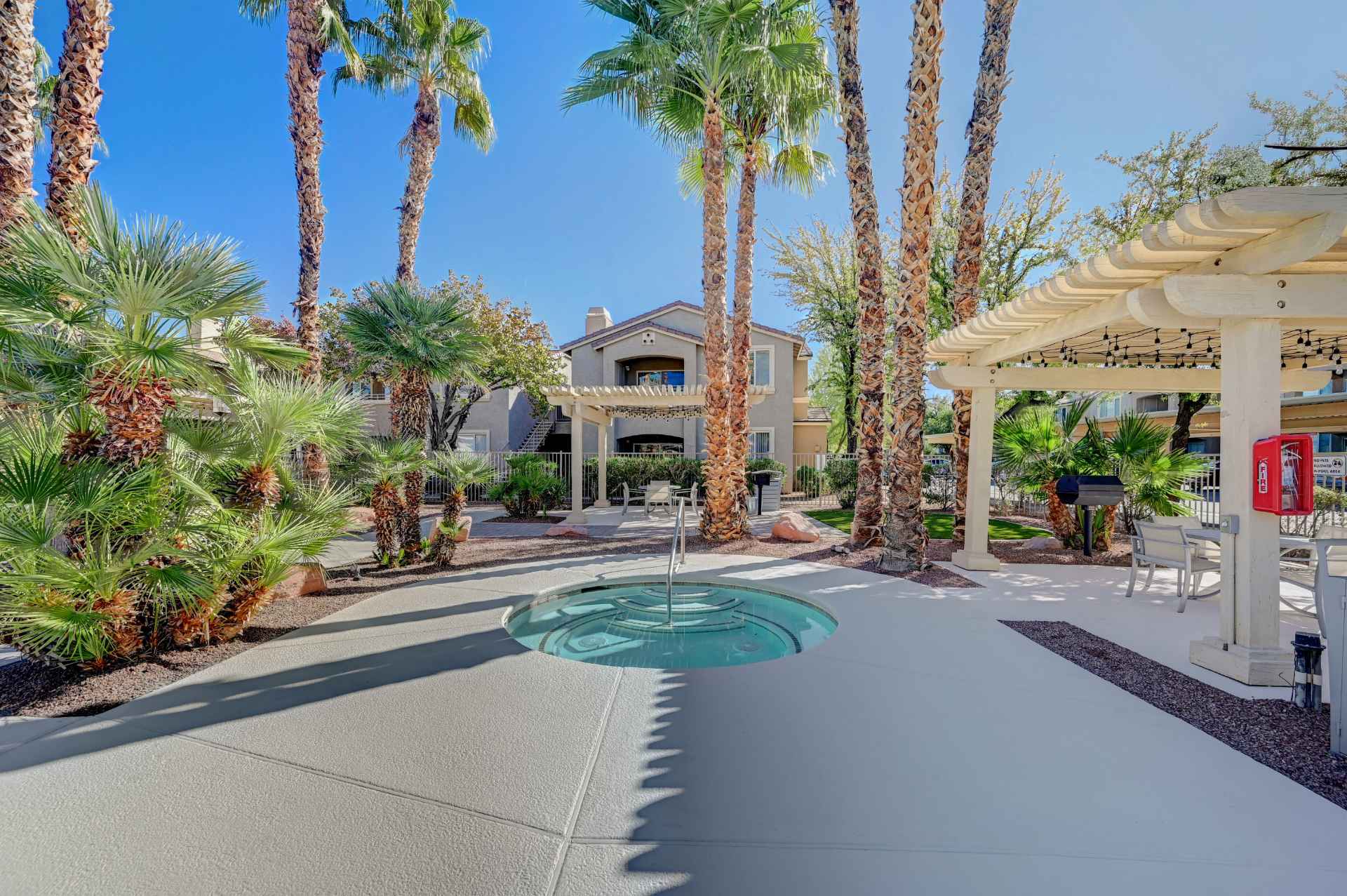 Community_8025_Russell Rd-11