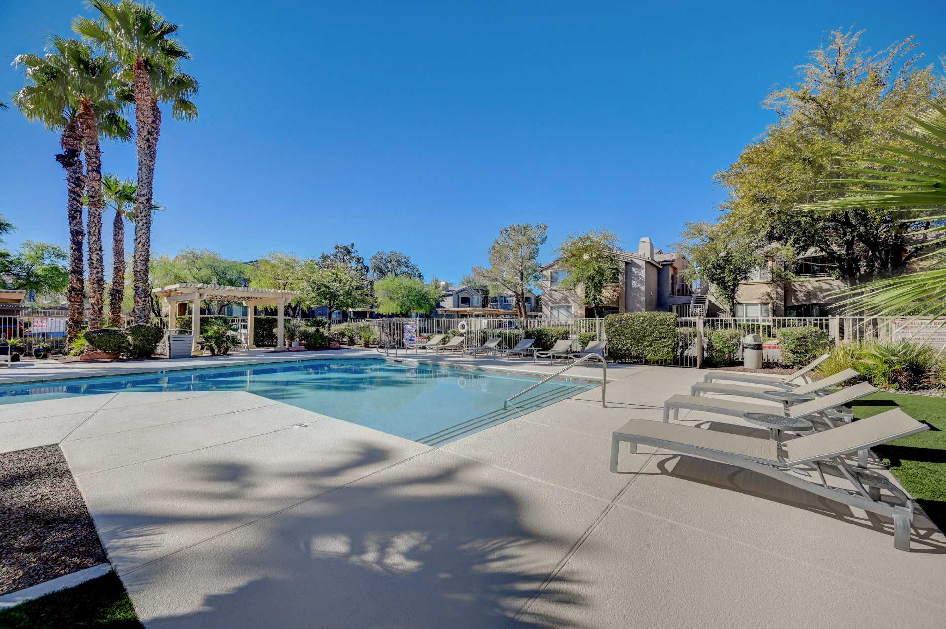 Community_8025_Russell Rd-18